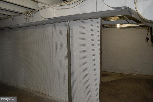 Building Photo - 4500 Franconia Rd