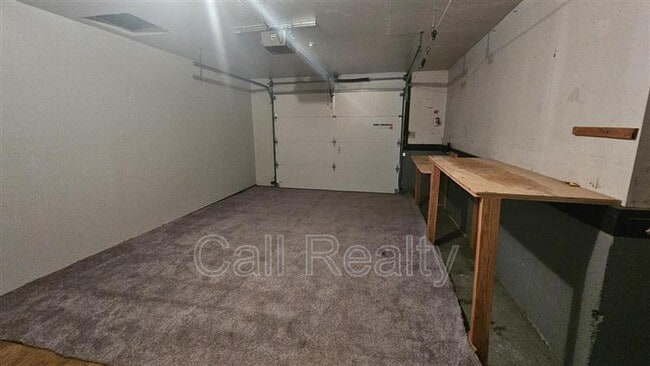 Building Photo - 719 S Century Ct