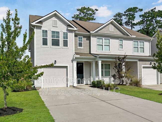 Building Photo - 133 Wild Holly Dr