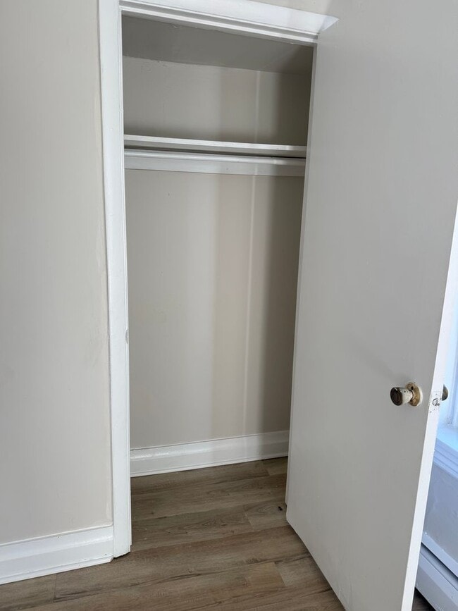 Building Photo - Spacious 3BR House in Columbia!