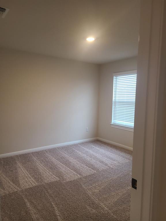 Building Photo - 32 Pacific Loon St