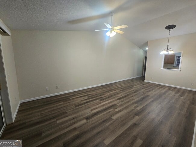 Building Photo - 401 S Ashley St