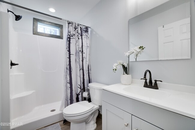 Building Photo - 1121 Cobblewood Rd