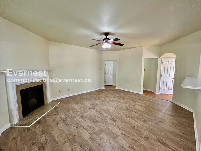 Building Photo - 3550 Red Willow Ct