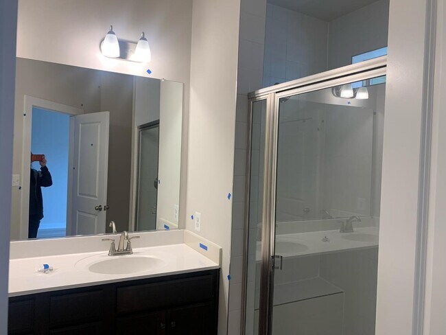 Building Photo - 8593 Red Sage Way S