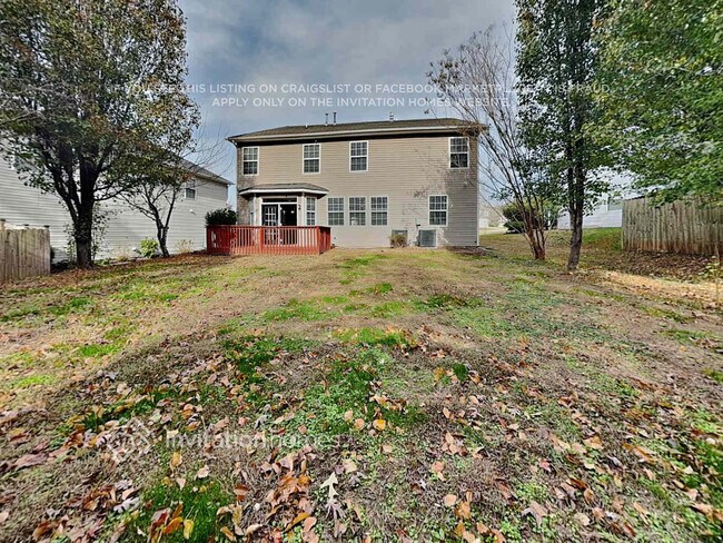 Building Photo - 716 Weathervane Dr