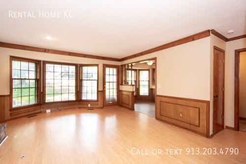 Building Photo - 11602 Monrovia-
