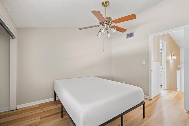 Building Photo - 4521 W La Villa Ln