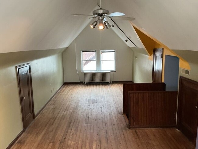 Building Photo - 3790 Grovedale Pl