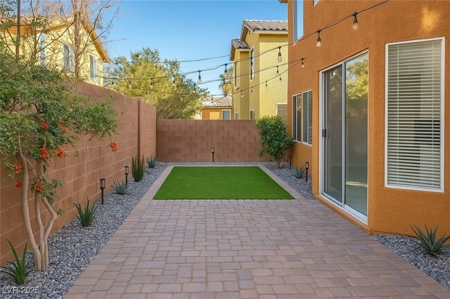 Building Photo - 3601 Pinnate Dr