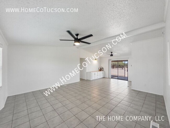 Building Photo - 12151 W Blue Quail Pl