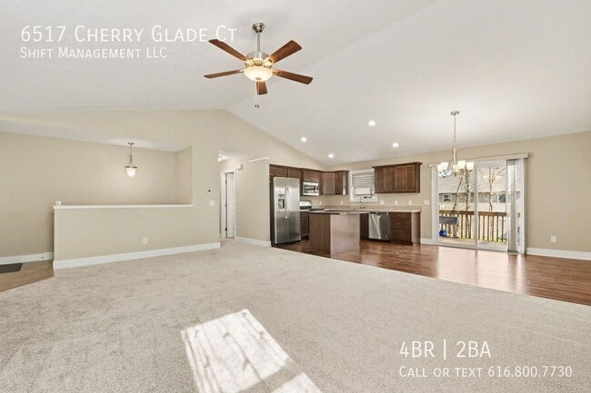 Building Photo - 6517 Cherry Glade Ct SE