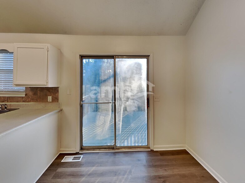 Building Photo - 154 Spring Creek Ct