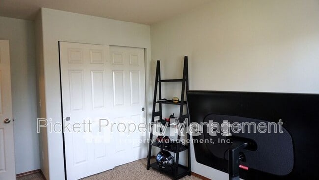 Building Photo - 3886 Malott Pl SE