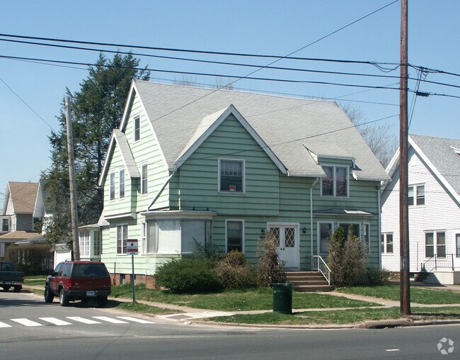 Primary Photo - 1412-1414 Dixwell Ave