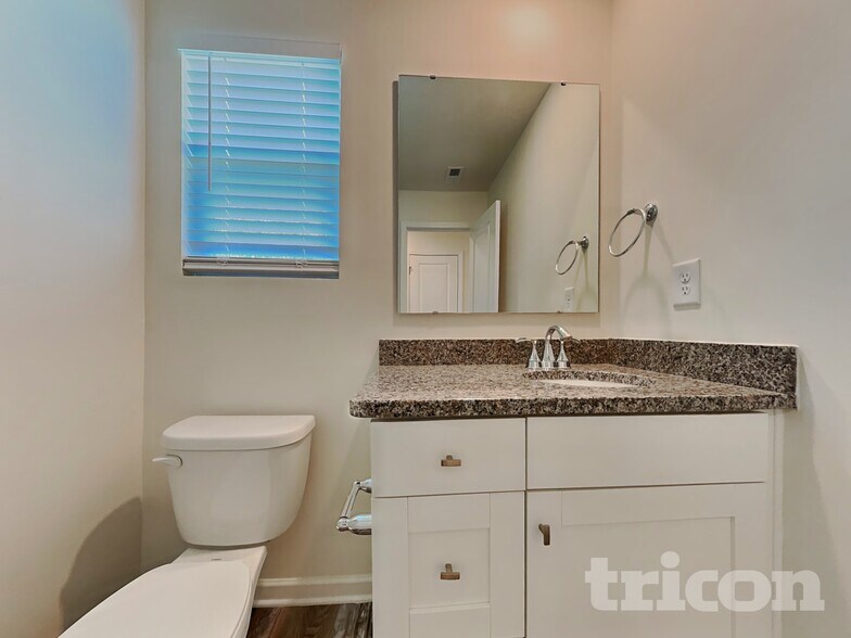 Building Photo - 234 W Turner St