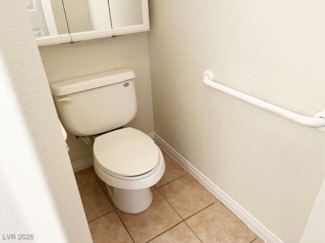 Building Photo - 16 Oak Hollow Ct