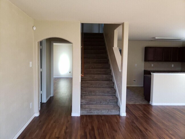 Building Photo - 15810 Sheldon Ridge Way