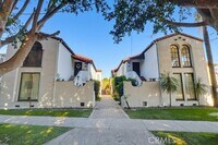 Building Photo - 1527 E 3rd St