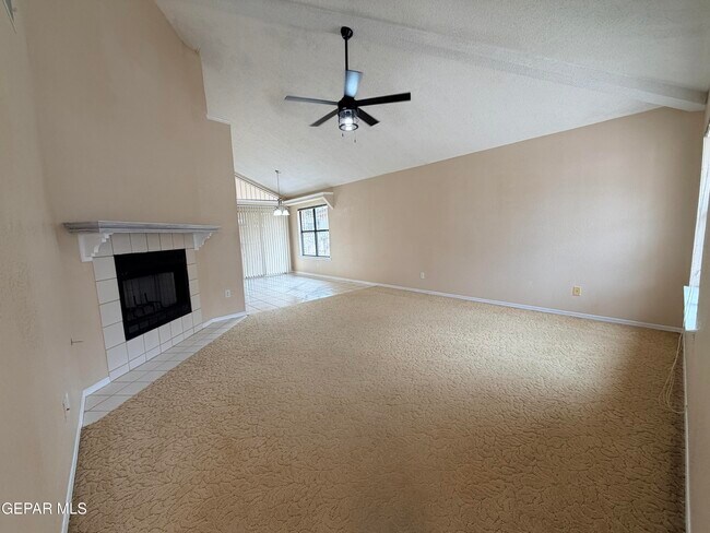 Building Photo - 1892 Lyman Dutton Cir