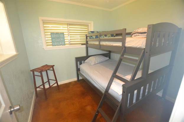 Building Photo - 4207 San Jacinto Dr