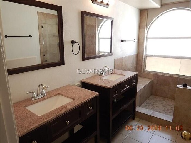 Building Photo - COMING SOON - Ready no later than Mid March