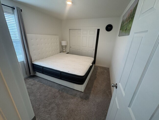 Building Photo - 8213 Ocho Wy