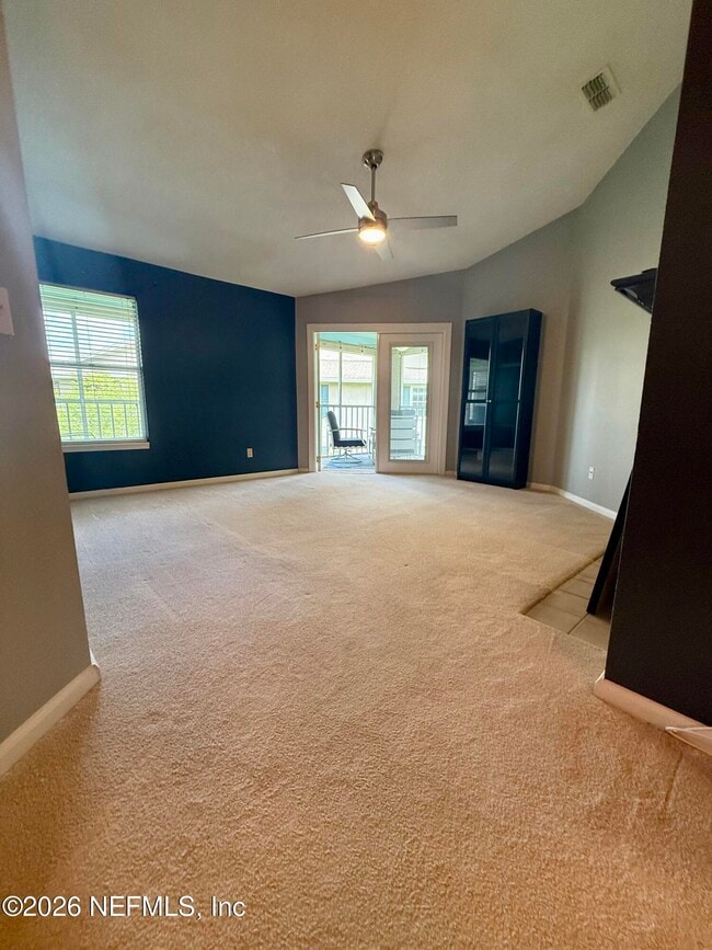 Building Photo - 700 Ironwood Dr