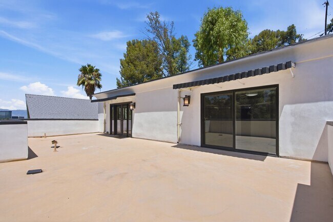Building Photo - 5244 Baza Ave