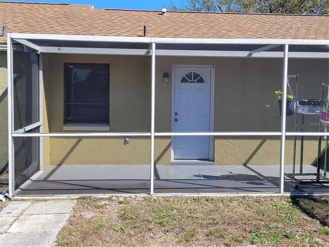 Building Photo - 11090 Reims Ave