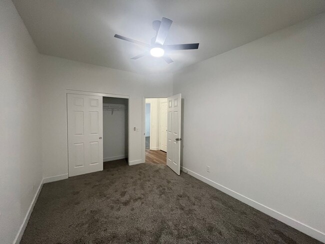 Building Photo - 2470 sq ft, remodeled single story, hard to find 5 bed, 2.5 bath, 2 car garage in guard gated Sta...