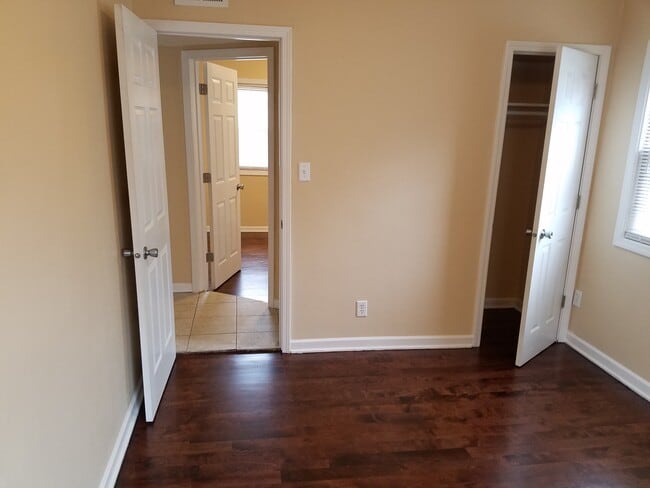 Building Photo - 5333 N 51st Blvd