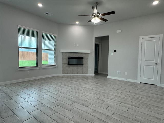 Building Photo - 831 Rosebud Trl