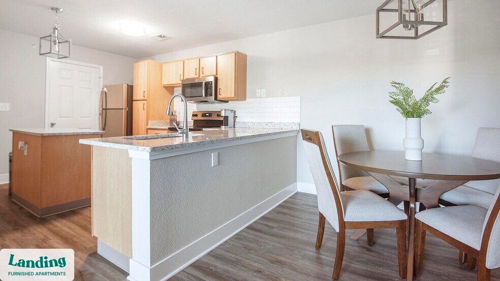 Building Photo - 400 Legends Terrace Dr