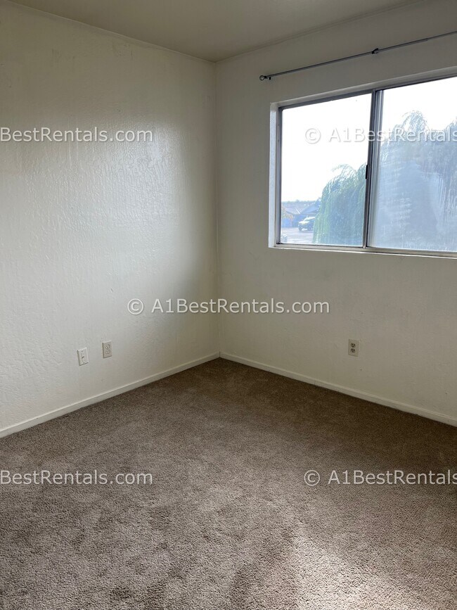 Building Photo - 13040 Welch St