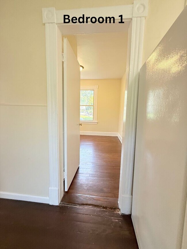 Building Photo - 272 Highland Ave