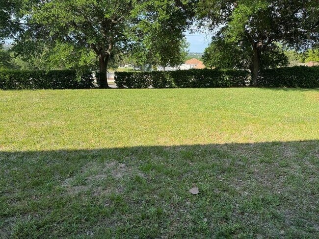 Building Photo - 839 Princeton Dr