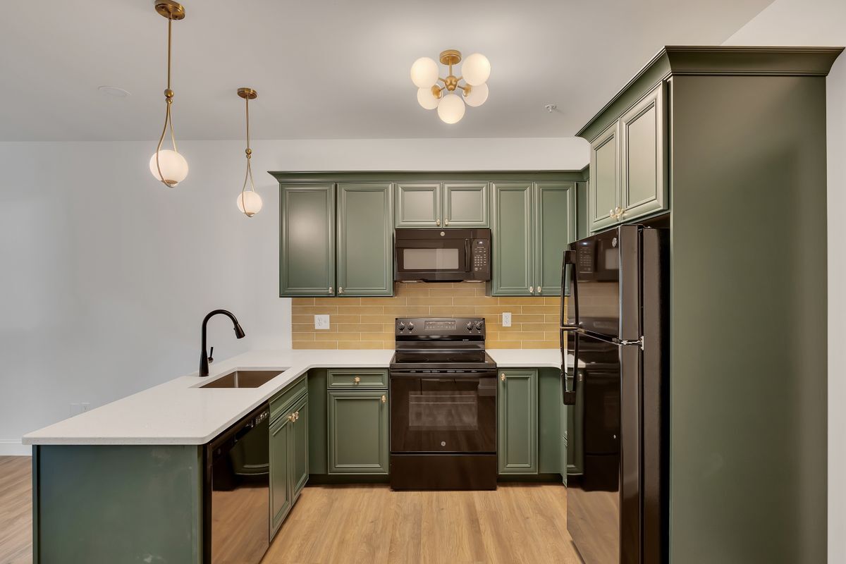 Building Photo - 36 Pawling Ave