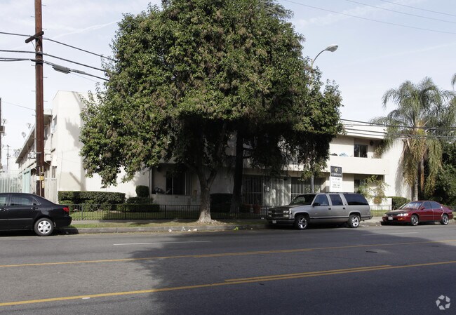 Building Photo - Montana Apartments