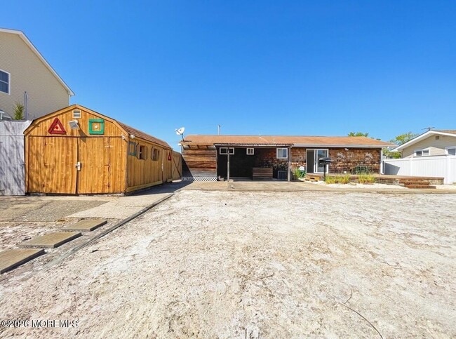 Building Photo - 1813 Capstan Dr