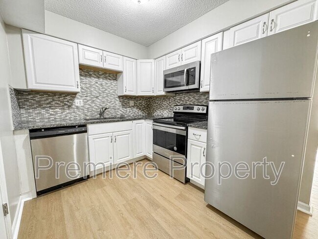 Building Photo - 11103 NW Player Dr