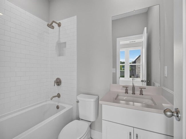 Building Photo - 1308 Koa Ct