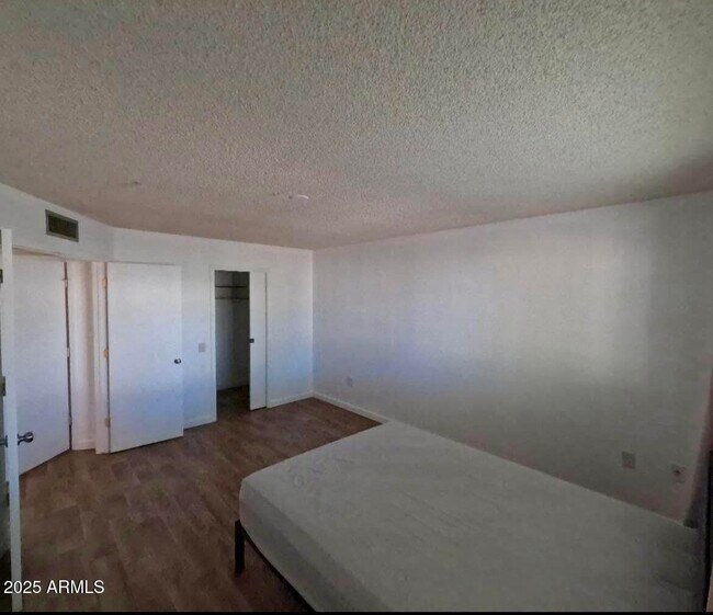 Building Photo - 19461 N Star Ridge Dr