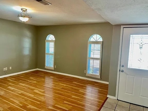 Building Photo - 2111 Croft Rd