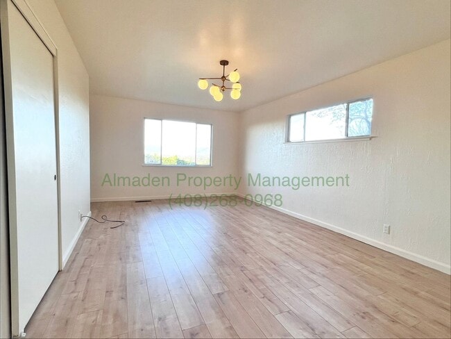 Building Photo - Spacious Los Gatos Home, Tranquil Views. A/C & Award Winning Schools!