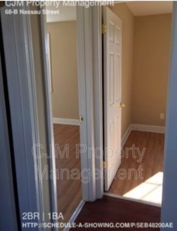 Building Photo - 68 Nassau St