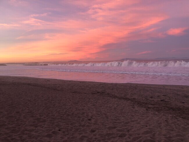 Building Photo - 1230 Devon Ln