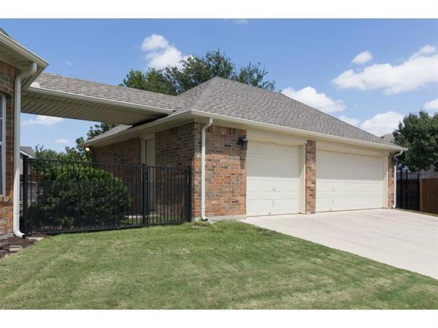 Building Photo - 213 Longview Ct