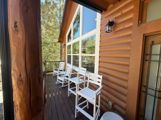 Building Photo - Stunning 4-Bedroom Home with Amazing Views, EV Charger & Solar in Big Bear!