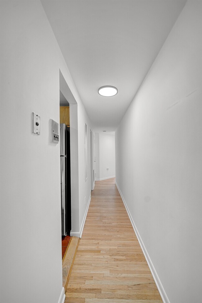 Building Photo - 1224 Washington St